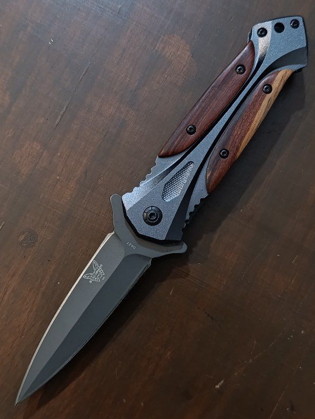 Benchmade Dual Sharp Blade Folding Knife