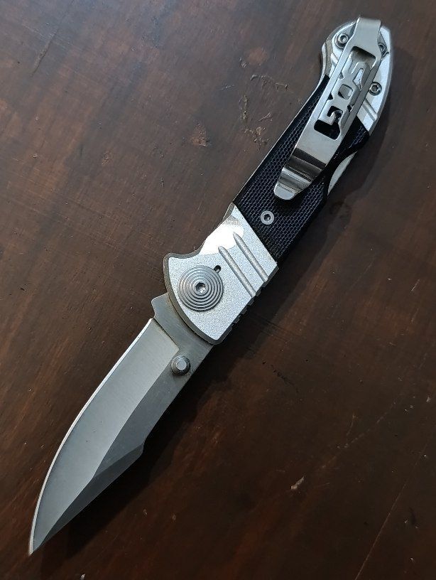 SOG Compact EDC Knife - Image 2